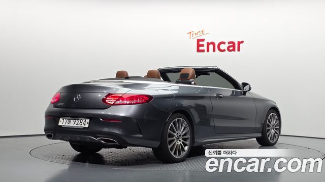 Mercedes-Benz C-Class (W205) C200 Cabriolet 2017 — фото 2