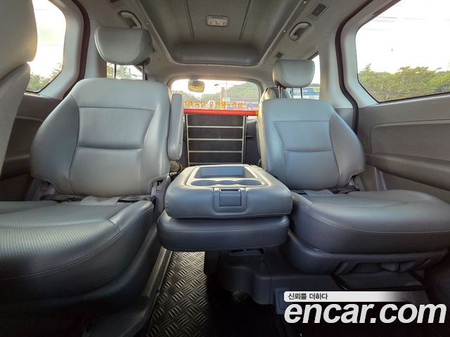 Hyundai Grand Starex Wheelchair lift/Slope 2015 — фото 16