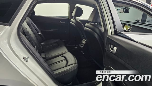 Kia K5 (II) LPI MX Luxury 2018 — фото 11
