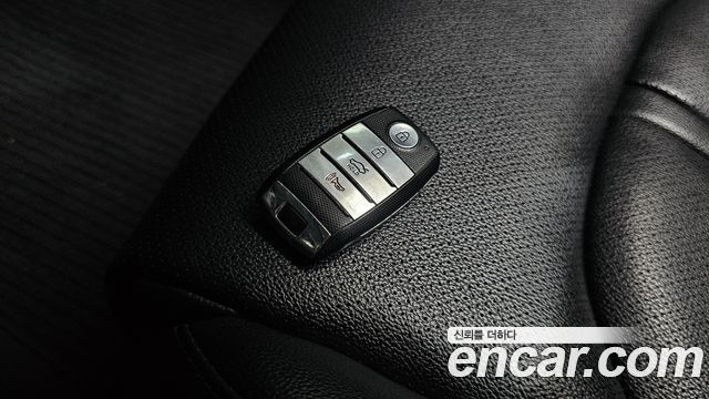 Kia K5 (II) LPI MX Luxury 2018 — фото 19