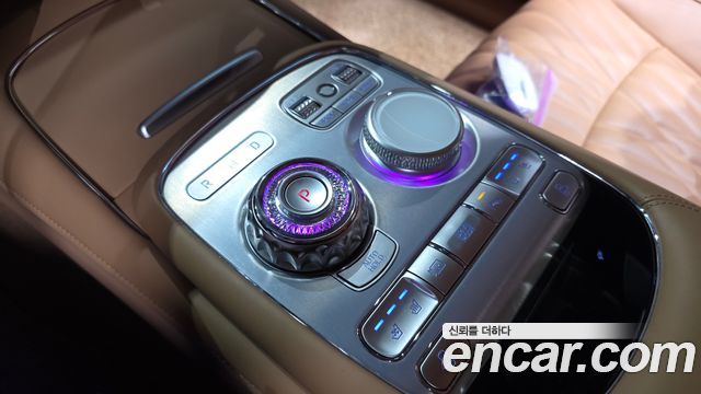 Genesis G90 (RS4) Gasoline 3.5 Turbo AWD 2023 — фото 9