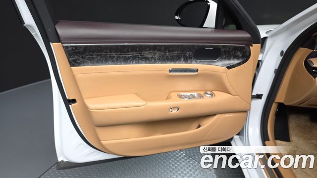 Genesis G90 (RS4) Gasoline 3.5 Turbo AWD 2023 — фото 24