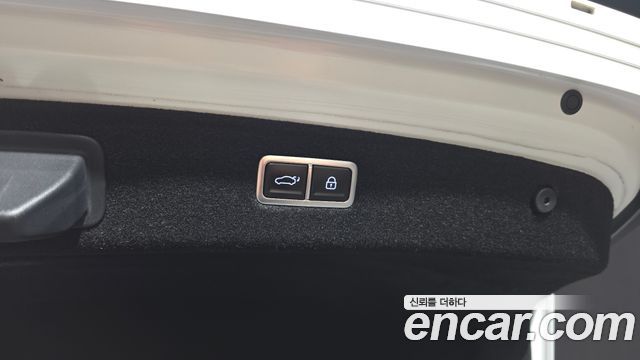 Genesis G90 (RS4) Gasoline 3.5 Turbo AWD 2023 — фото 34