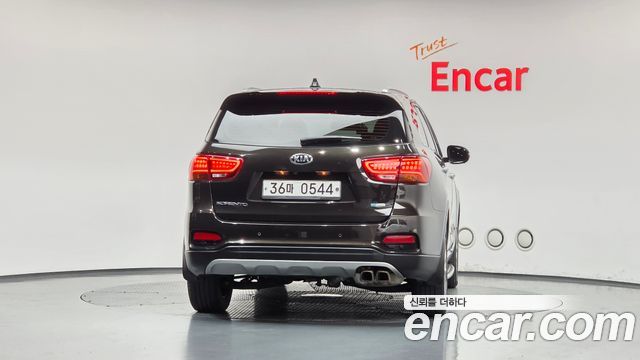 Kia Sorento Diesel 2.2 2WD Noblesse 2018 — фото 4