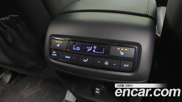 Hyundai Palisade Diesel 2.2 2WD Le Blanc 2024 — фото 19