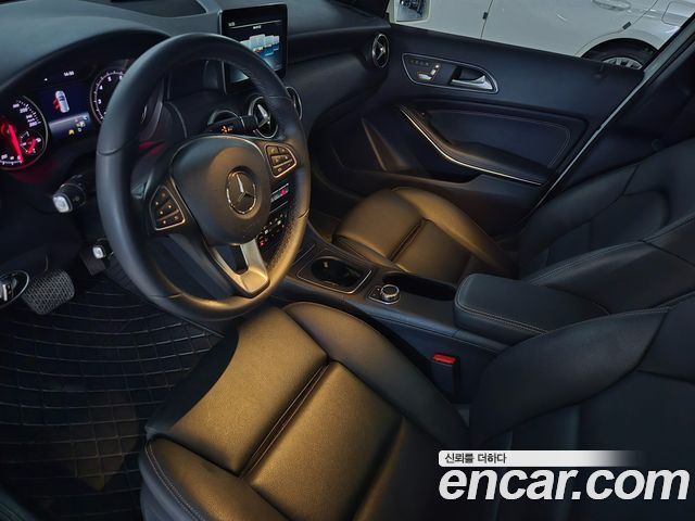 Mercedes-Benz A-Class (W176) A200 2018 — фото 7