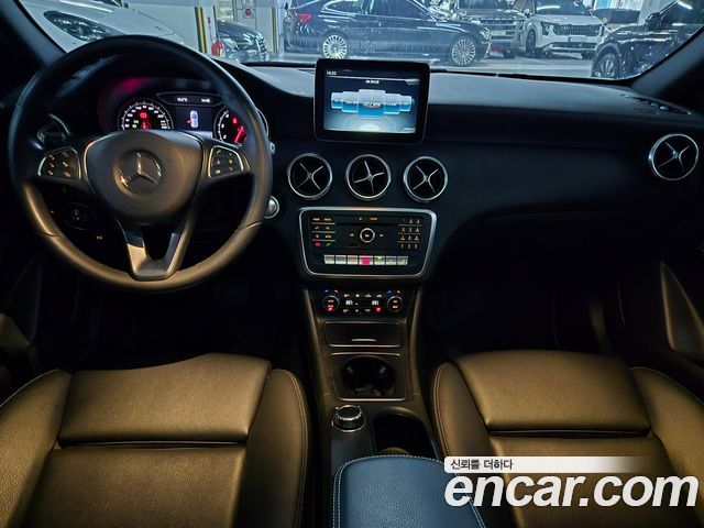 Mercedes-Benz A-Class (W176) A200 2018 — фото 8