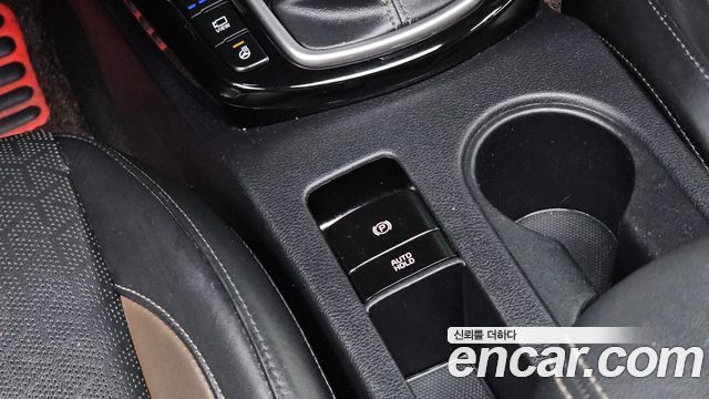 Kia Seltos Diesel 1.6 4WD Noblesse 2020 — фото 12