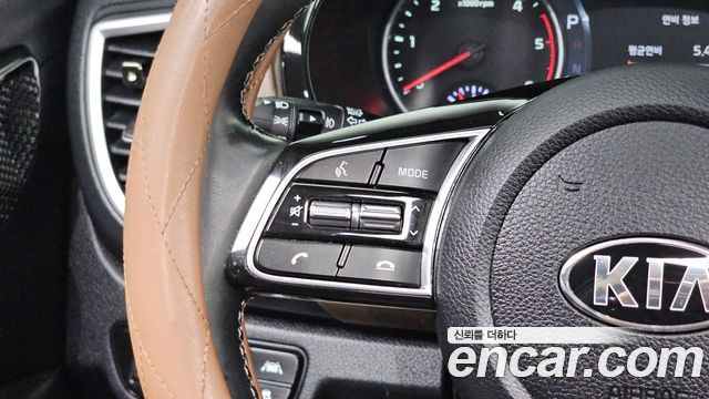 Kia Seltos Diesel 1.6 4WD Noblesse 2020 — фото 17