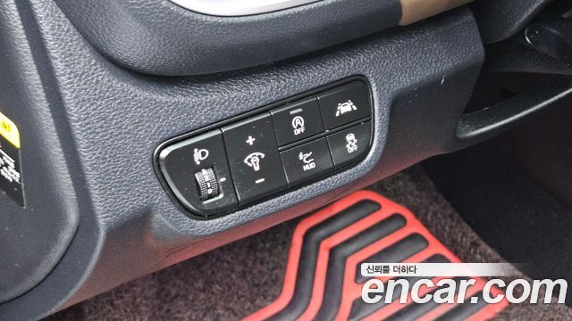 Kia Seltos Diesel 1.6 4WD Noblesse 2020 — фото 27