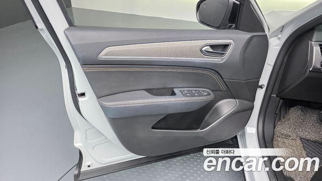 Renault Korea Arkana 1.6 GTe Iconic 2025 — фото 24