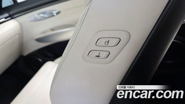 Genesis GV70 2.5T Gasoline AWD 2023 — фото 32