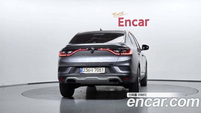 Renault Korea Arkana 1.6 E-TECH Iconic 2025 — фото 4