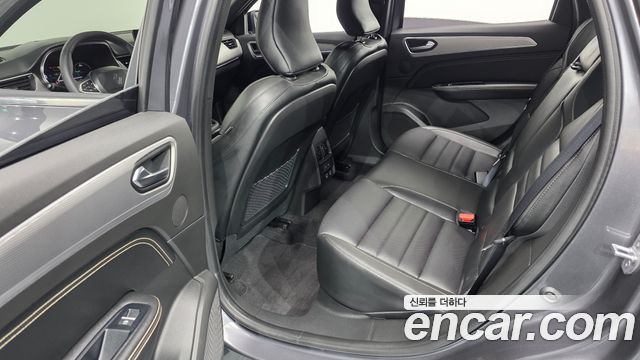 Renault Korea Arkana 1.6 E-TECH Iconic 2025 — фото 12