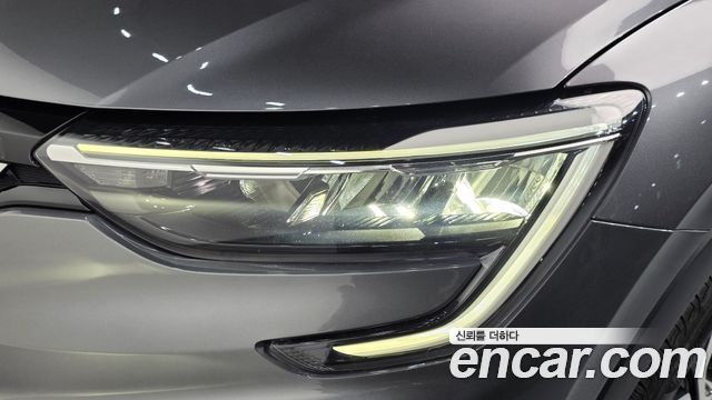 Renault Korea Arkana 1.6 E-TECH Iconic 2025 — фото 22
