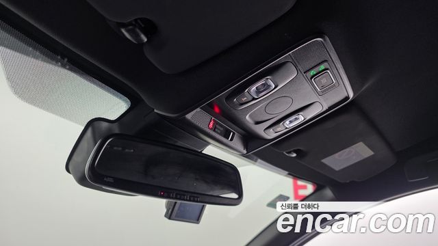 Renault Korea Arkana 1.6 E-TECH Iconic 2025 — фото 31