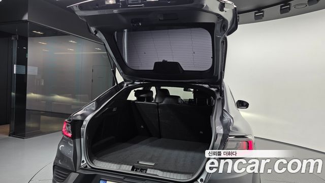 Renault Korea Arkana 1.6 E-TECH Iconic 2025 — фото 32