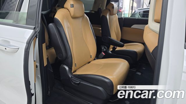 Kia Carnival (IV) Gasoline 9-Seater Noblesse 2023 — фото 11