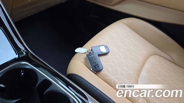 Kia Carnival (IV) Gasoline 9-Seater Noblesse 2023 — фото 15
