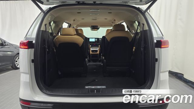 Kia Carnival (IV) Gasoline 9-Seater Noblesse 2023 — фото 17