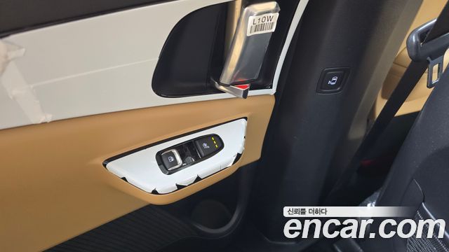 Kia Carnival (IV) Gasoline 9-Seater Noblesse 2023 — фото 19