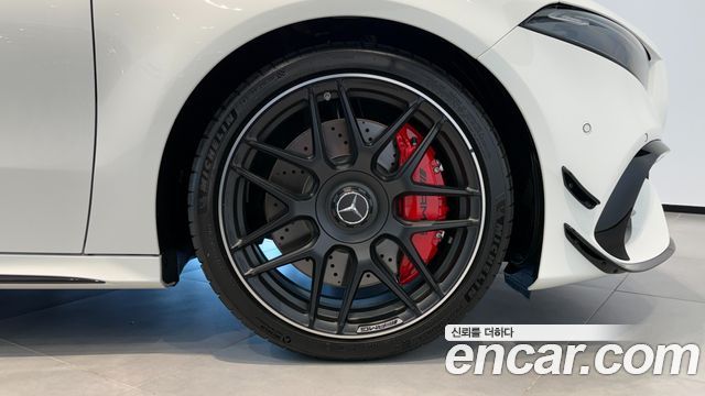 Mercedes-Benz A-Class (W177) AMG A45 S 4MATIC+ Hatchback 2026 — фото 5