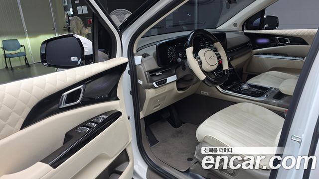 Kia Carnival (IV) Gasoline 9-seater Limousine(Special vehicle) 2023 — фото 10