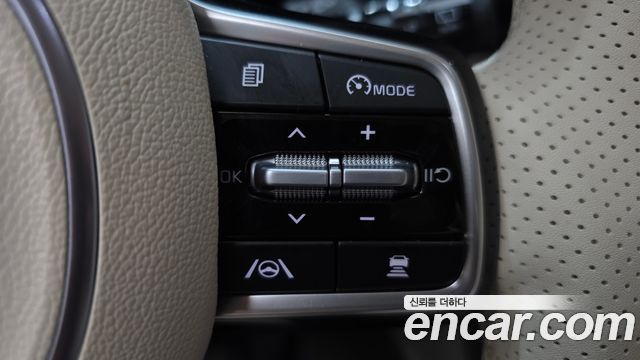 Kia Carnival (IV) Gasoline 9-seater Limousine(Special vehicle) 2023 — фото 19