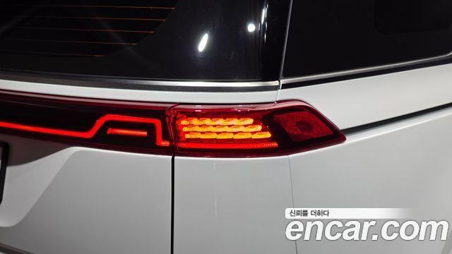 Kia Carnival (IV) Gasoline 9-seater Limousine(Special vehicle) 2023 — фото 23