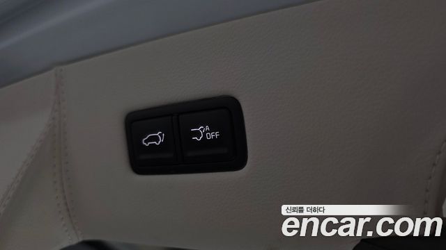 Kia Carnival (IV) Gasoline 9-seater Limousine(Special vehicle) 2023 — фото 31