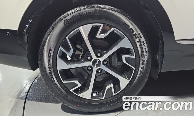 Kia Sportage Hybrid (V) Signature 2WD 2023 — фото 5