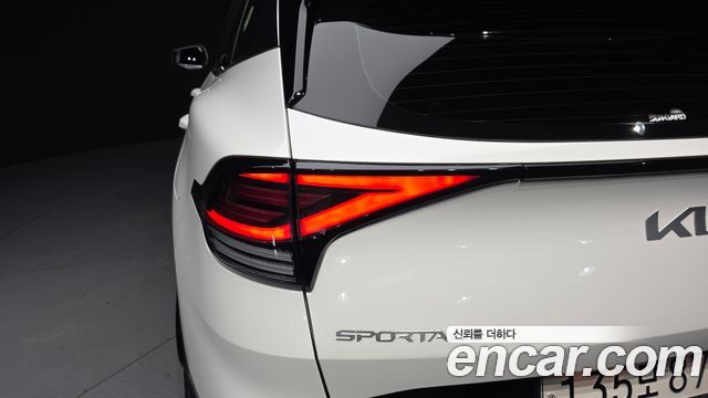 Kia Sportage Hybrid (V) Signature 2WD 2023 — фото 23