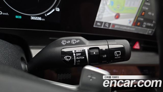 Kia Sportage Hybrid (V) Signature 2WD 2023 — фото 27