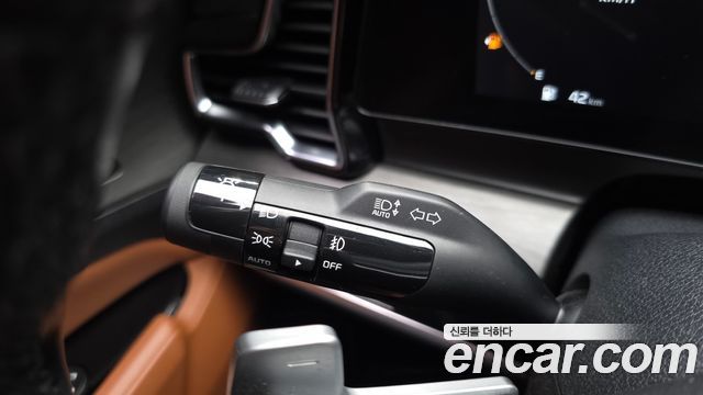 Kia Sportage Hybrid (V) Signature 2WD 2023 — фото 28