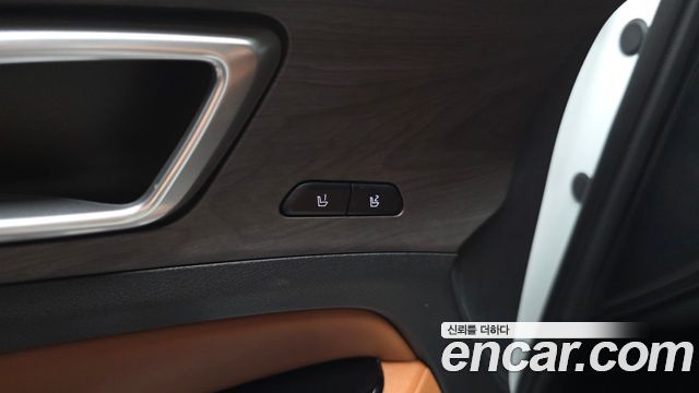 Kia Sportage Hybrid (V) Signature 2WD 2023 — фото 32