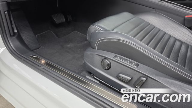 Volkswagen Passat GT (B8) 2.0 TDI Prestige 2021 — фото 19