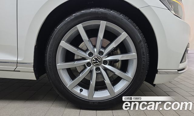 Volkswagen Passat GT (B8) 2.0 TDI Prestige 2021 — фото 21