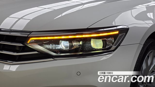 Volkswagen Passat GT (B8) 2.0 TDI Prestige 2021 — фото 22