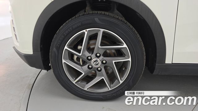 KG Mobility (SsangYong) Very New Tivoli Gasoline 1.5 2WD V7 2023 — фото 5