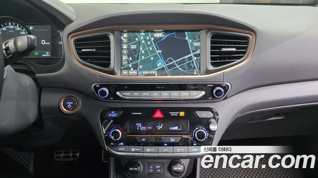 Hyundai Ioniq Electric Q 2018 — фото 14