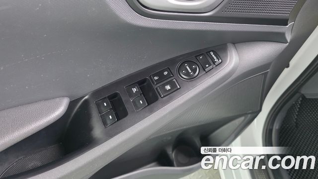 Hyundai Ioniq Electric Q 2018 — фото 16