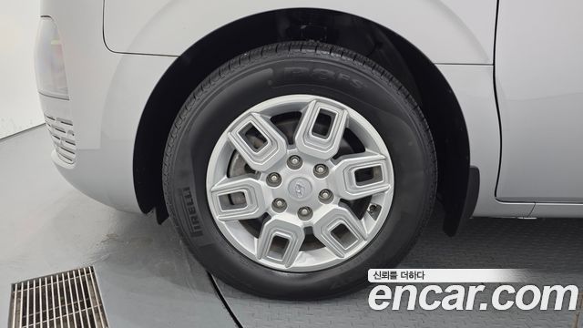 Hyundai Staria Cargo 3-Seater Modern 2023 — фото 5