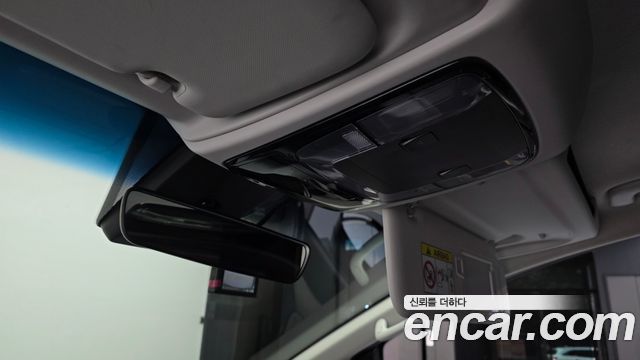 Hyundai Staria Cargo 3-Seater Modern 2023 — фото 19