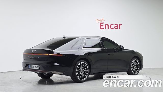 Hyundai Grandeur Hybrid (GN7) Calligraphy 2026 — фото 2