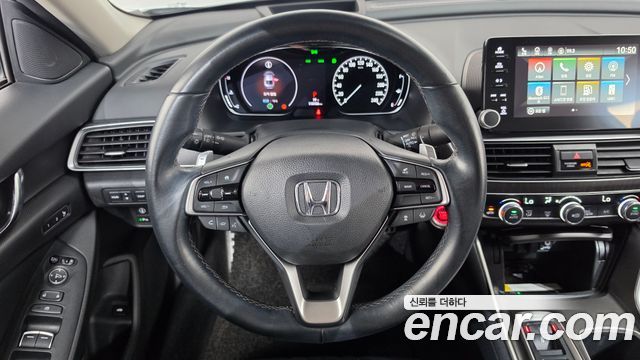 Honda Accord (X) 2.0 Turbo Sport 2018 — фото 12
