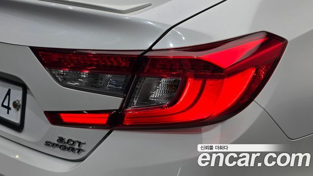 Honda Accord (X) 2.0 Turbo Sport 2018 — фото 23