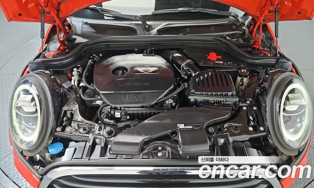 MINI Cooper 5Door Standard 3rd 2019 — фото 6