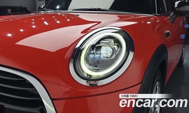MINI Cooper 5Door Standard 3rd 2019 — фото 28