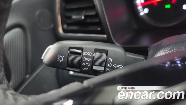 KG Mobility (SsangYong) Very New Tivoli Gasoline 1.5 2WD V3 2021 — фото 30