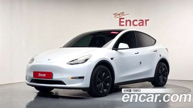 Tesla Model Y Long Range AWD 2022 — фото 11